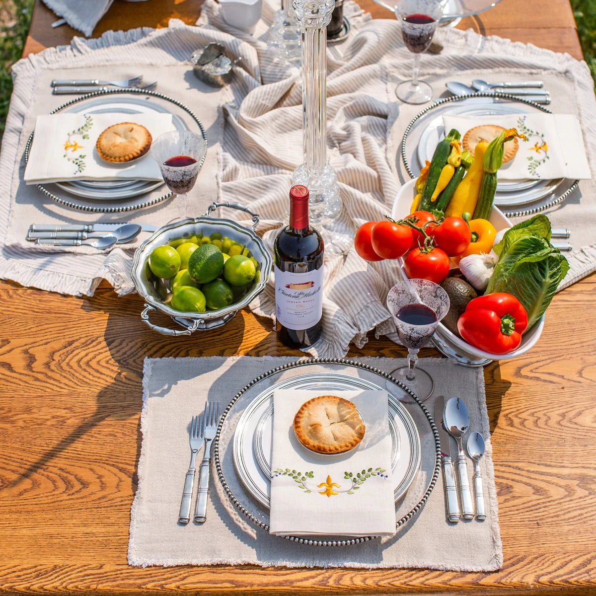 Natural & Off White Provence Reversible Placemat