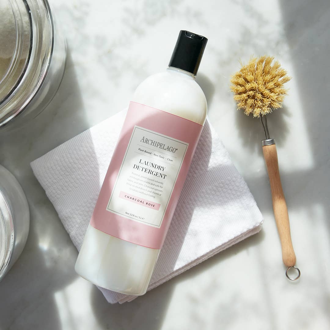 Archipelago Botanicals - Charcoal Rose Laundry Detergent