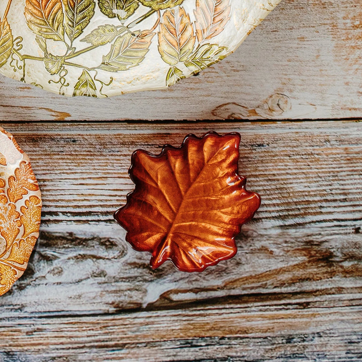 Autunno Glass Figural Leaf Canape Plates