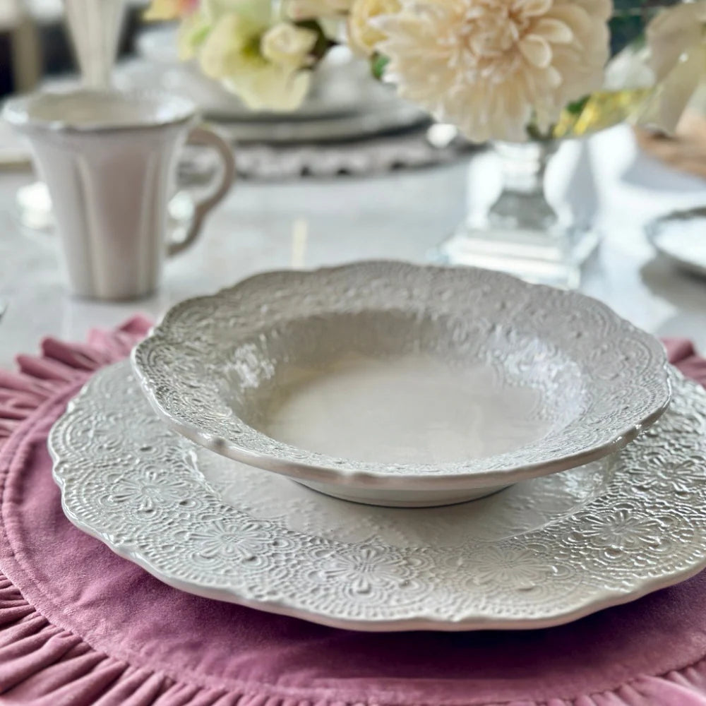 Merletto Antique Scalloped Pasta/Soup Bowl