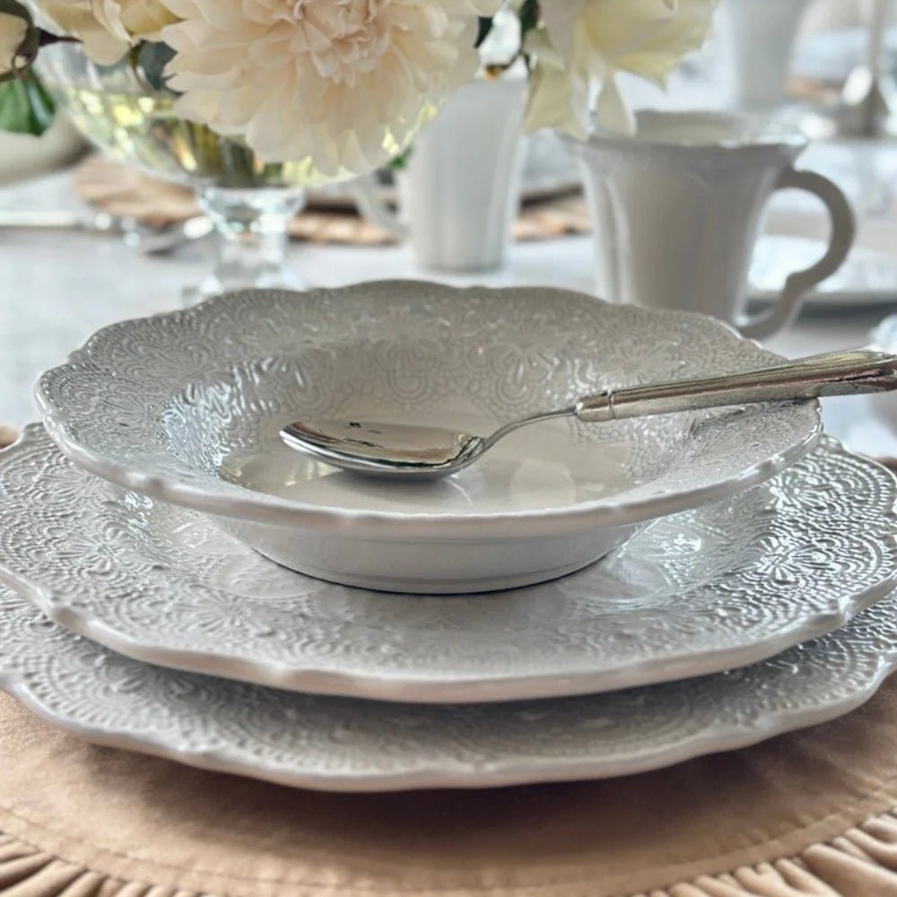 Merletto Antique Scalloped Pasta/Soup Bowl
