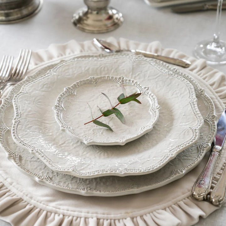 Merletto Antique Canape Plate
