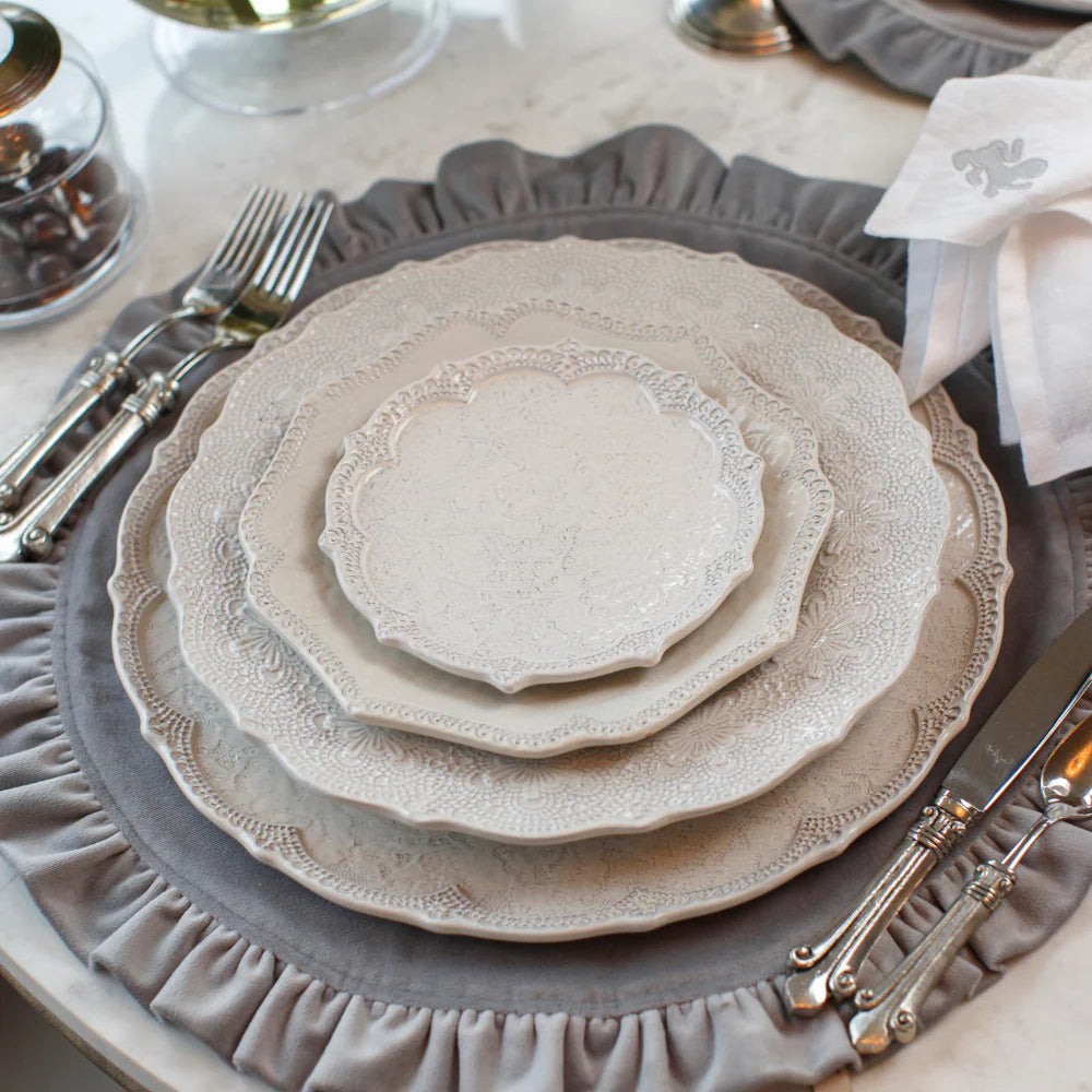 Merletto Antique Canape Plate