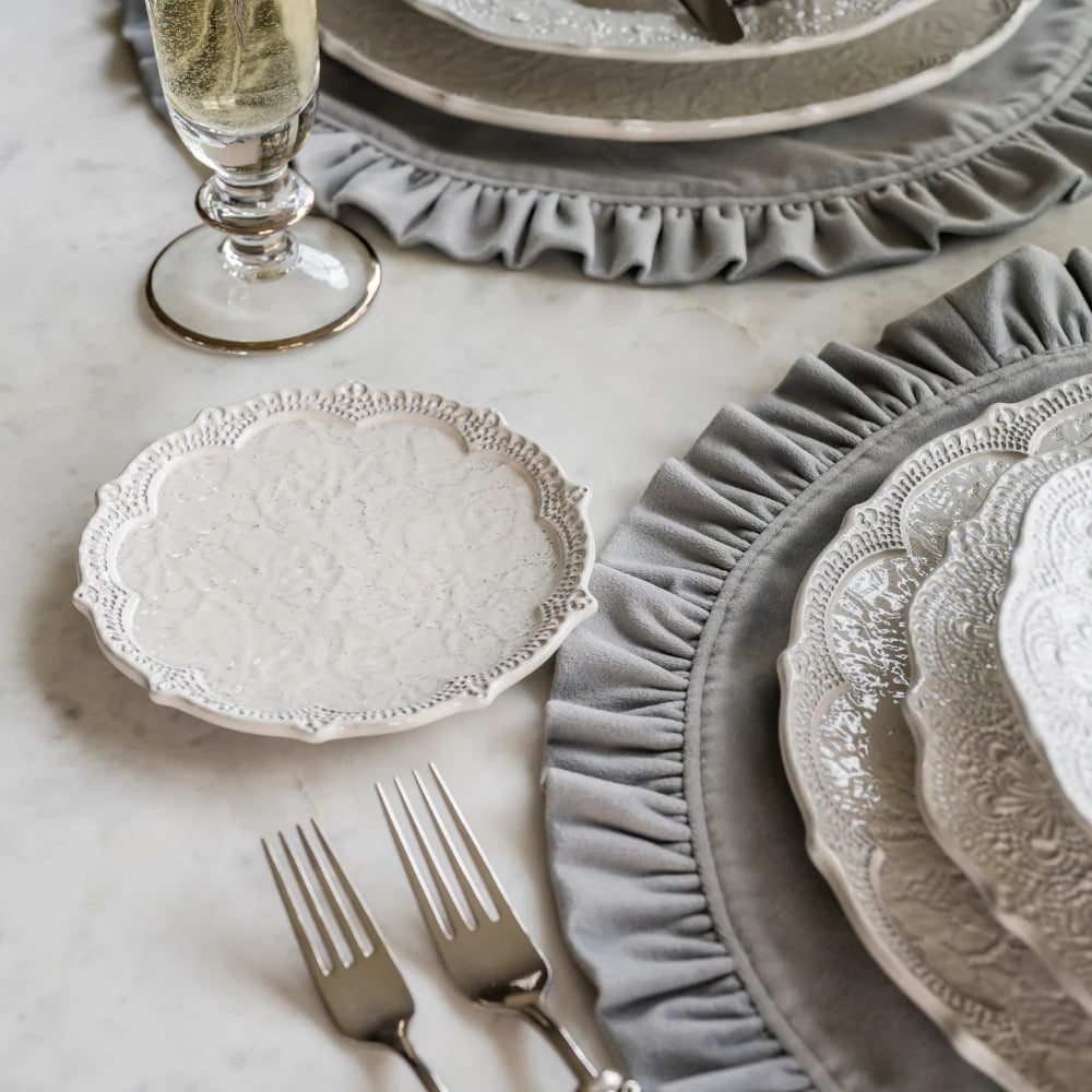 Merletto Antique Canape Plate