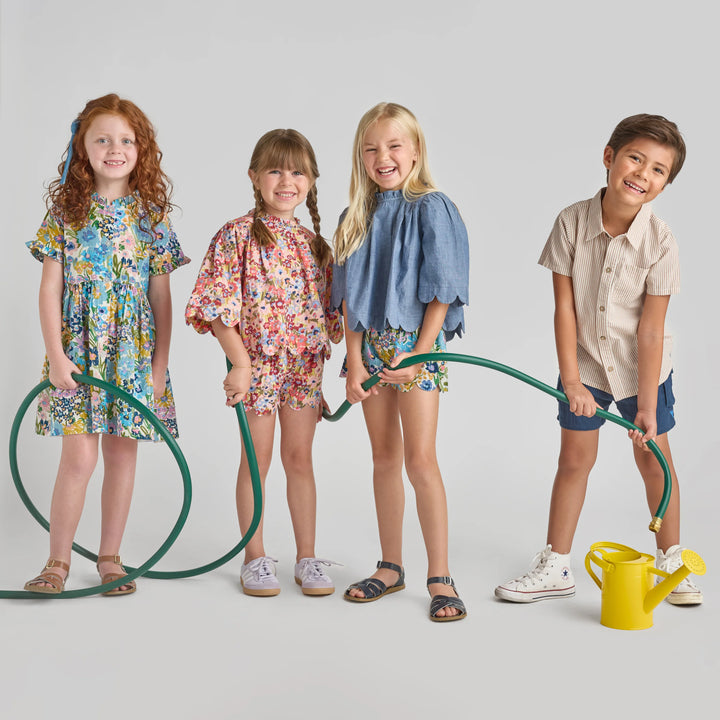 Girls Scallop Short - Burgundy Sketched Floral