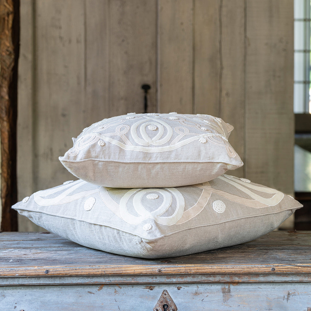 Berry & Thread 18" Pillow - Natural