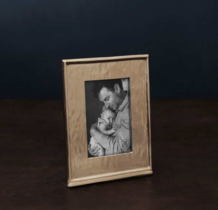 Emerson 4x6 Vertical Frame (Gold)
