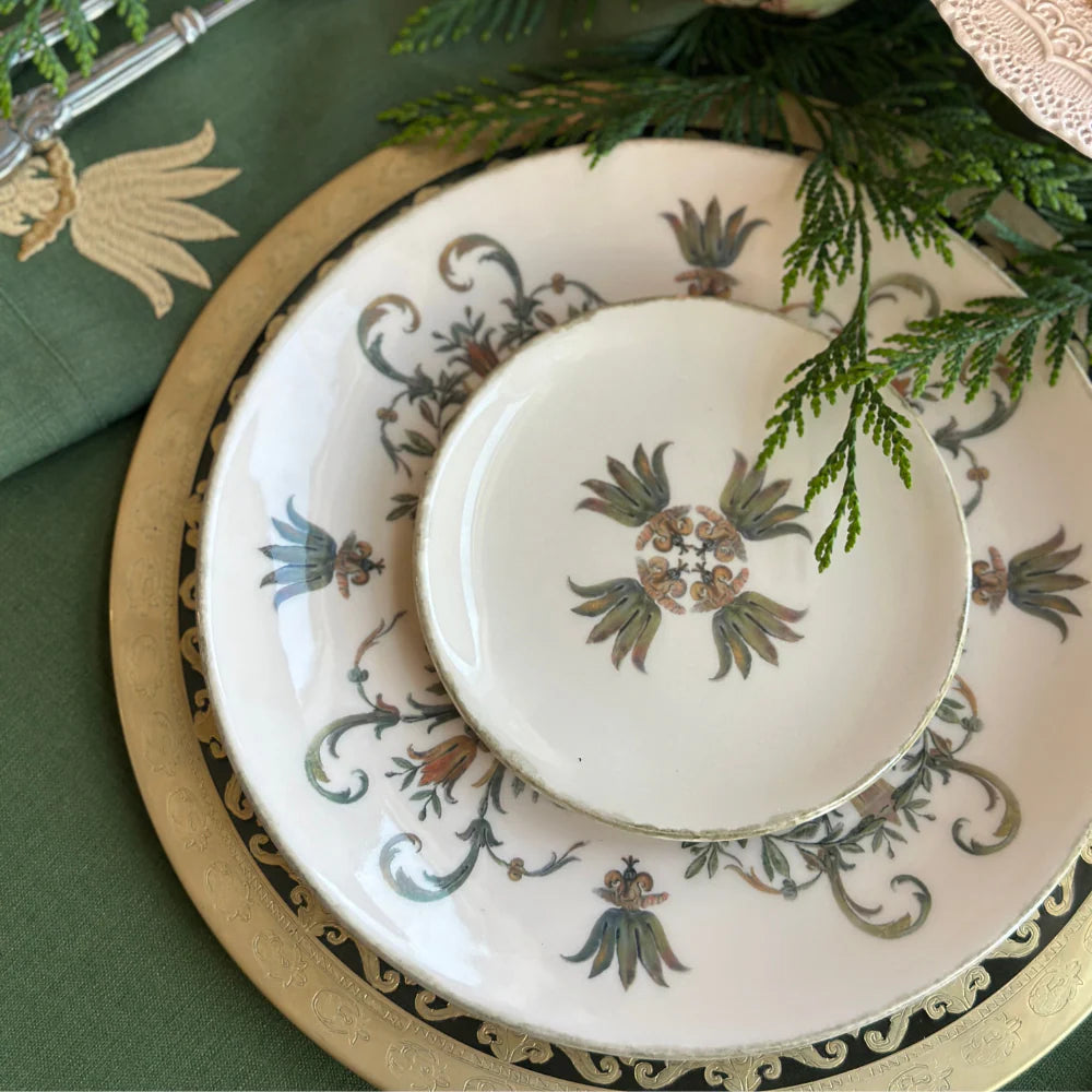 Villa Bread Plate