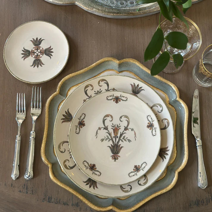 Villa Bread Plate