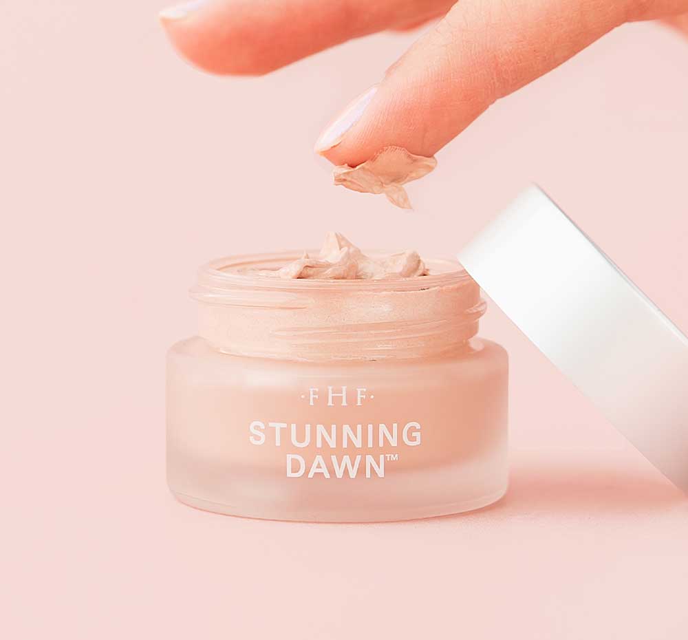 Stunning Dawn: Brightening Eye Cream