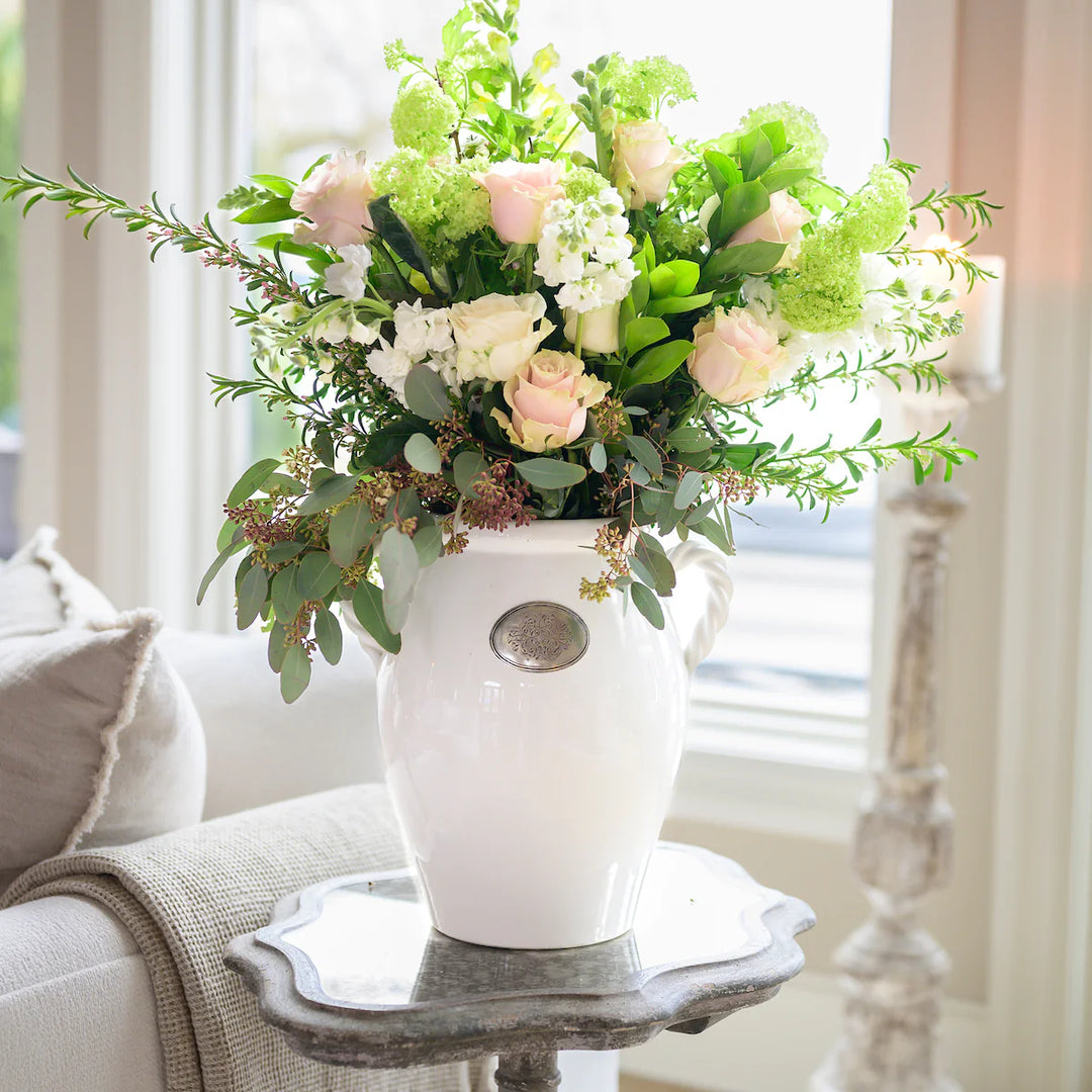 Tuscan Vase With Rope Handles