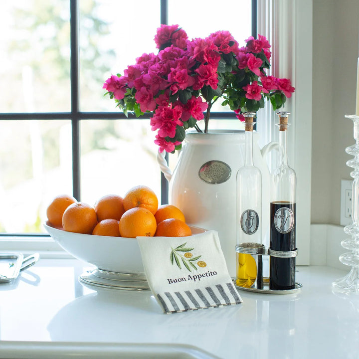 Tuscan Vase With Rope Handles