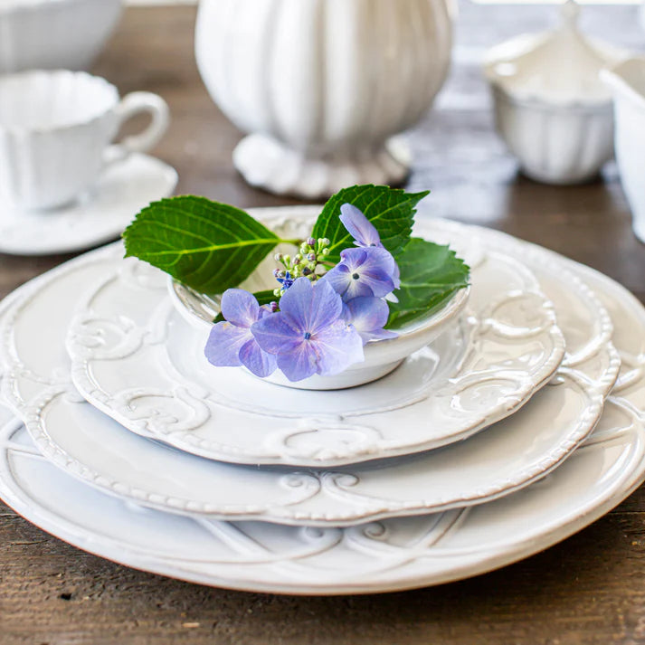 Bella Bianca Ribbon Bread Plate