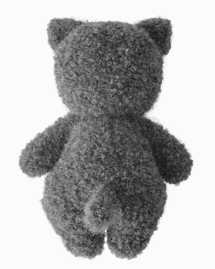 Flat image of the back of Cuddle+Kind&