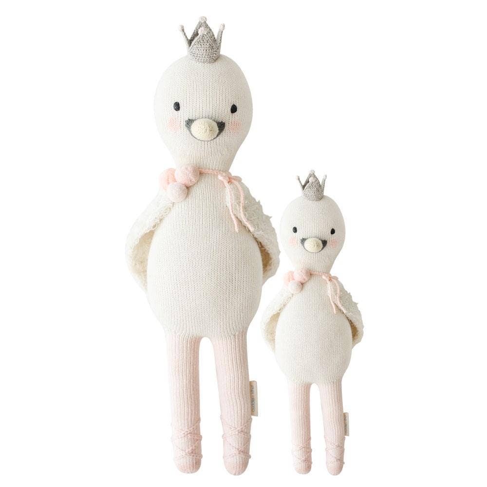 Flat image of the front of both sizes of Cuddle+Kind&