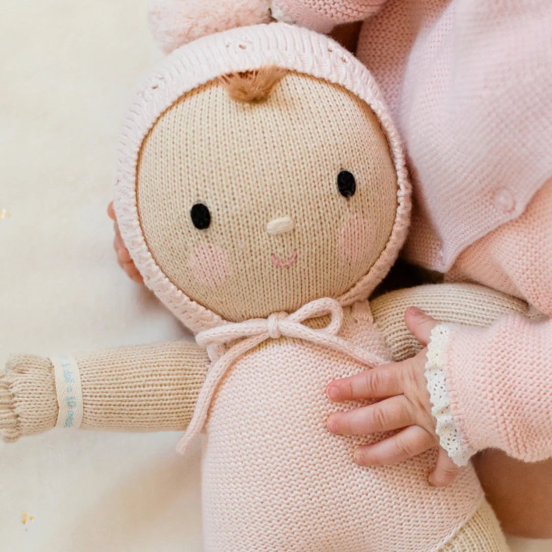 Close up image of Cuddle+Kind&