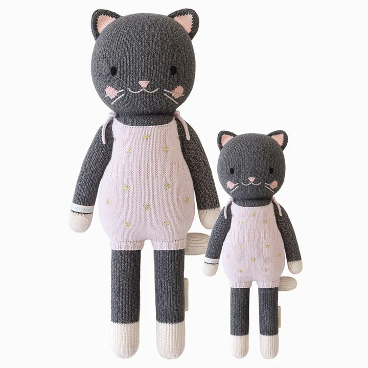 Flat image of the front of both sizes of Cuddle+Kind&