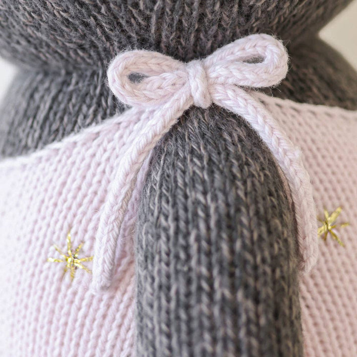 Flat image of the front of both sizes of Cuddle+Kind&