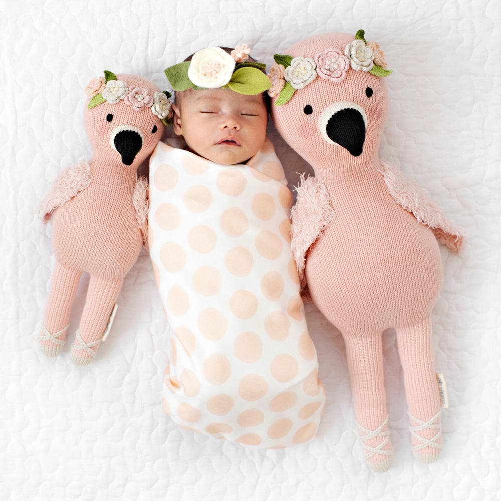 Image of both sizes of Cuddle+Kind&