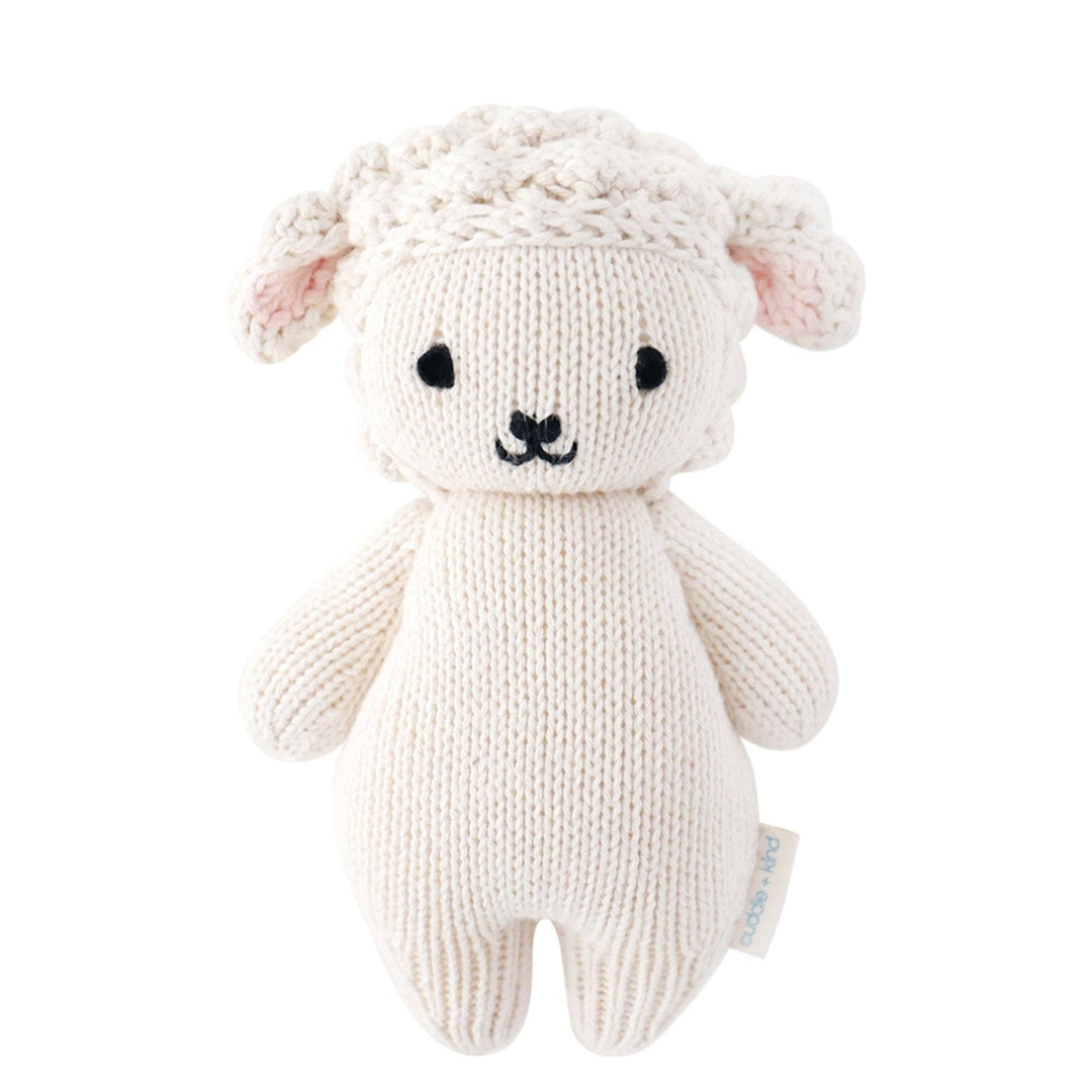 Flat image of the front of Cuddle+Kind&