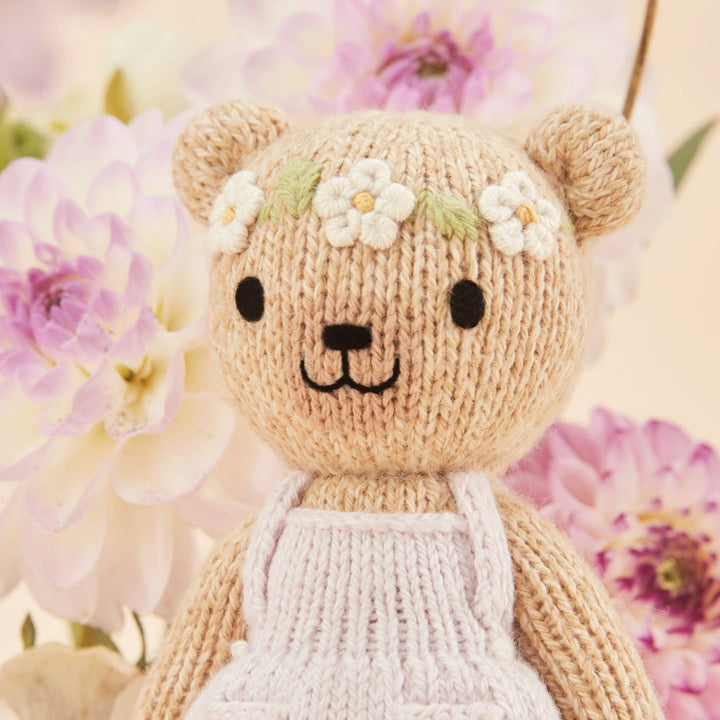 Close up on Cuddle+Kind&