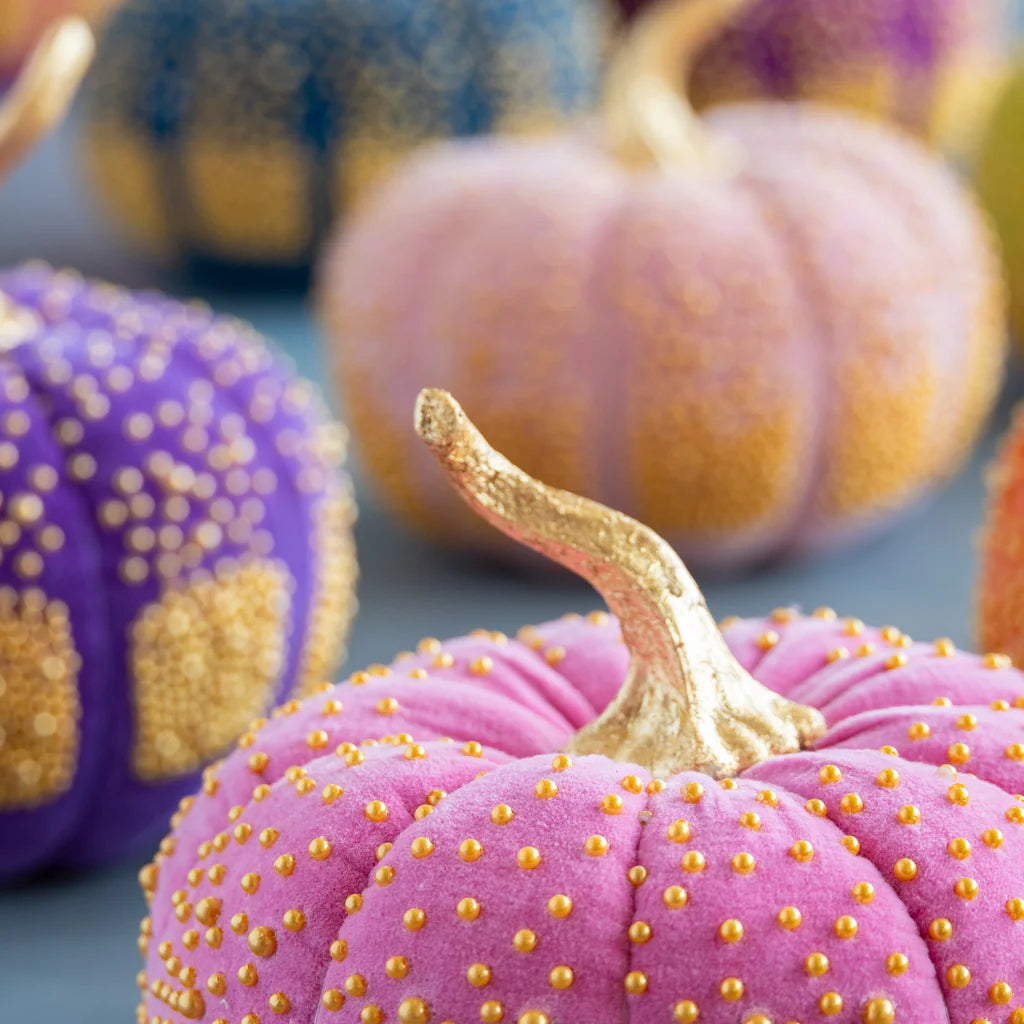 Close-up on the top of Glitterville&