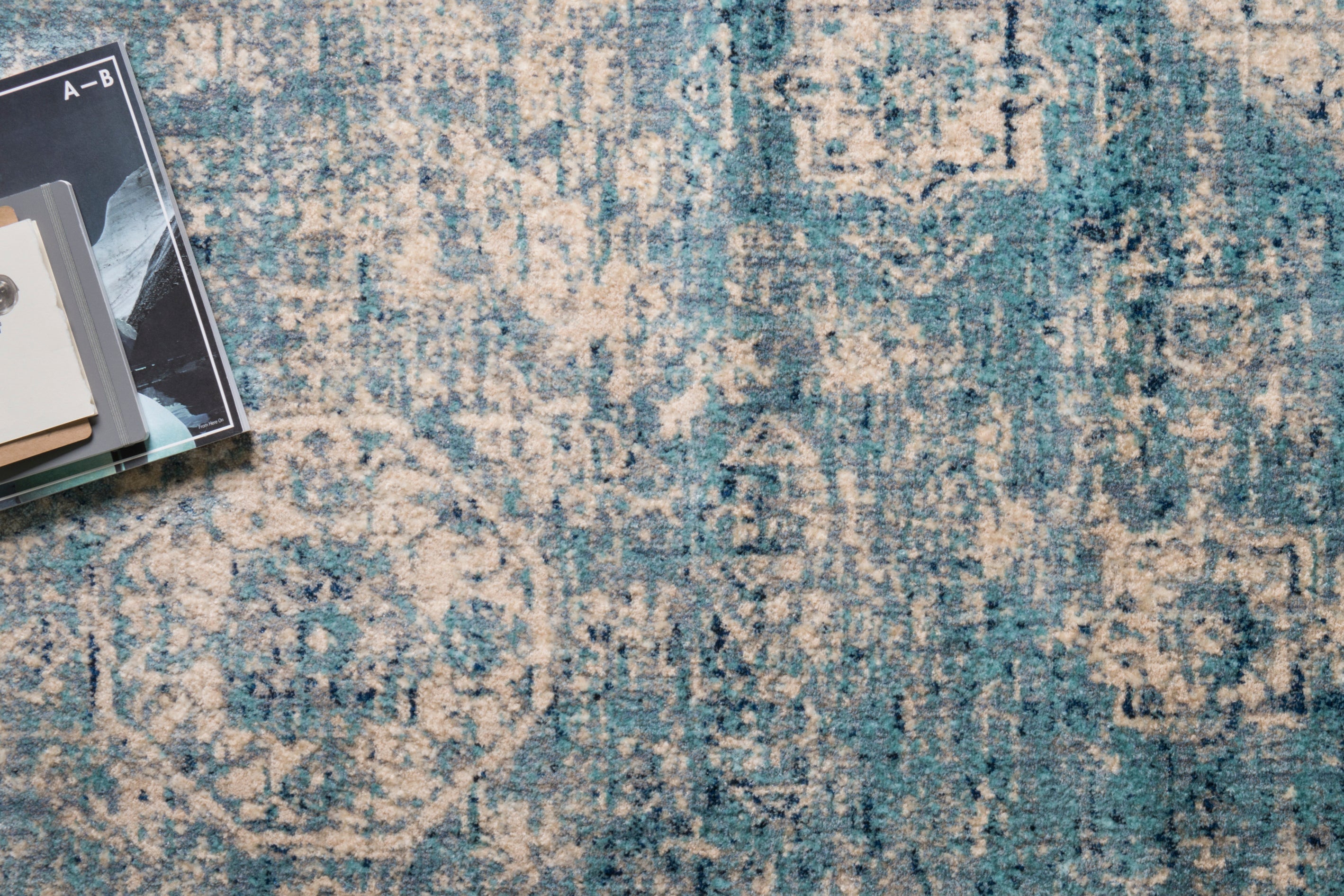 Anastasia Rug in Light Blue & Ivory design by Loloi