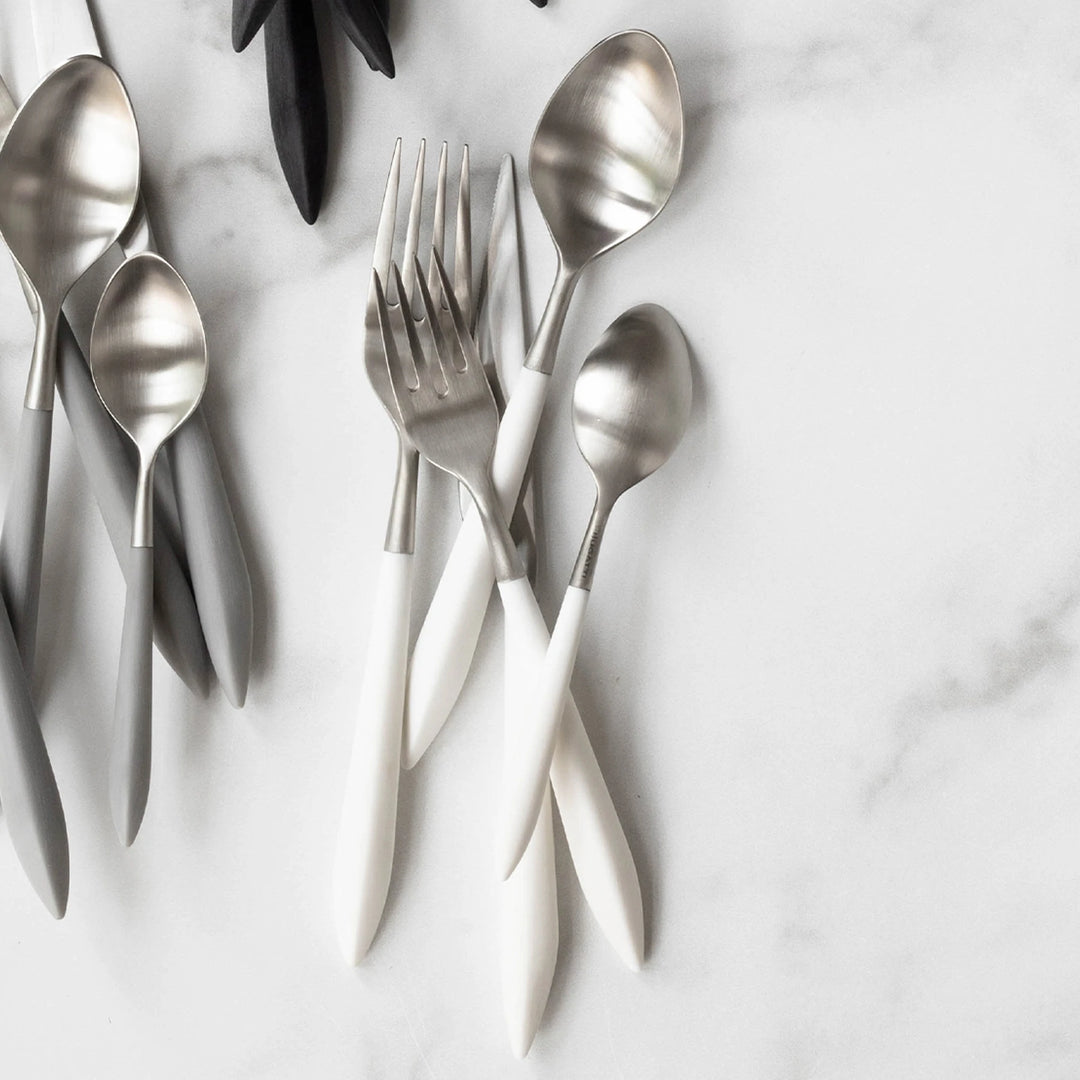 Ares Argento & White Grey Five Piece Place Setting