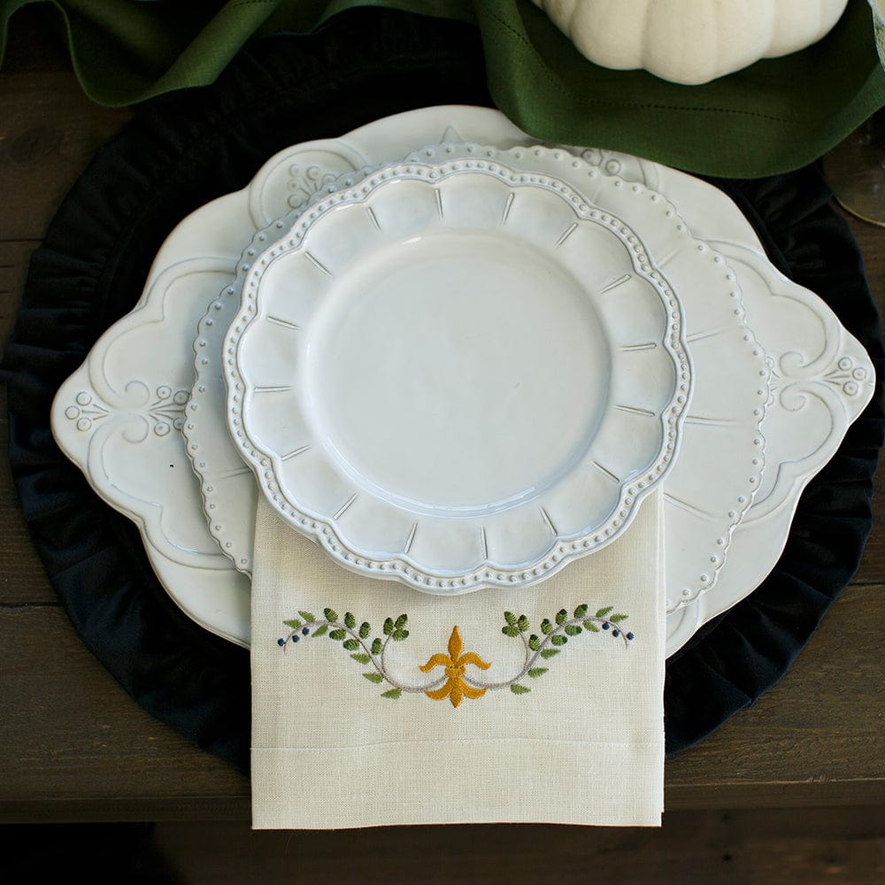 Bella Bianca Scalloped Charger