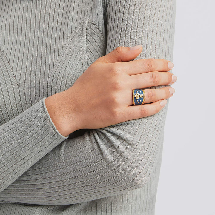 Bee Crest Ring