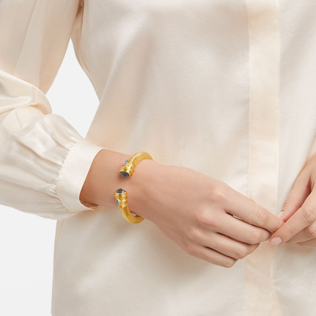 Cassis Demi Hinged Cuff