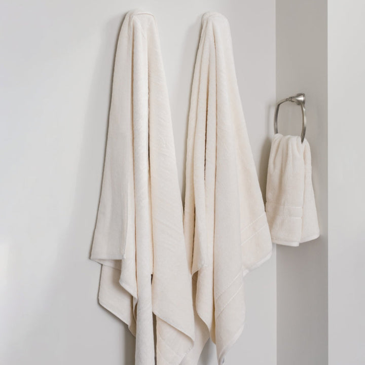 The Premium Plush Hand Towel