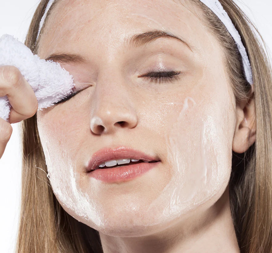 Now That's Smooth: Flawless Facial Collection