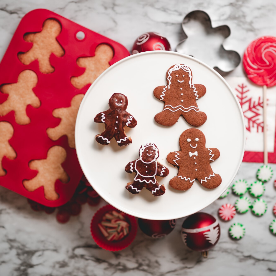 Gingerbread Cookie & Cupcake Baking Set