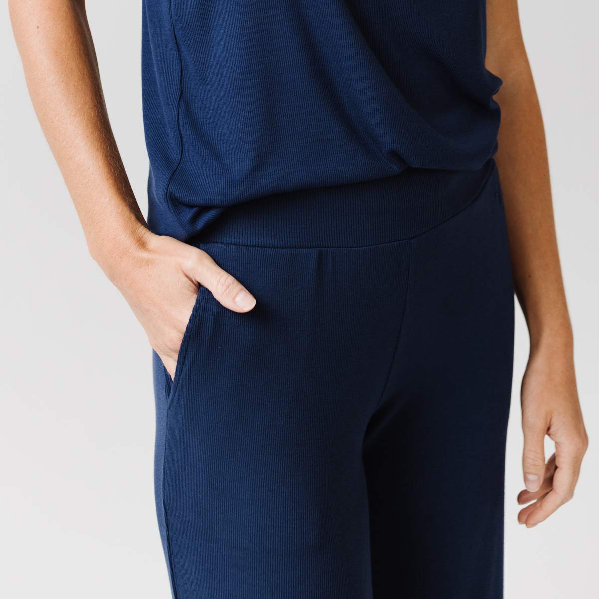 Rib-Knit Bamboo Lounge Capri