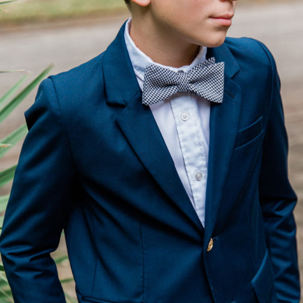 Black & White Houndstooth Bow Tie