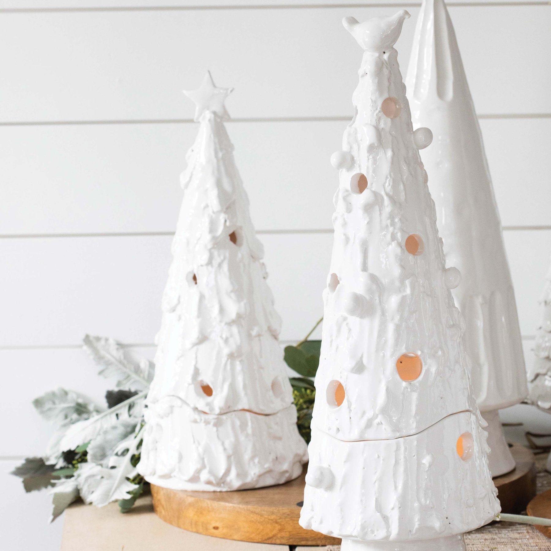 Foresta Bianca Medium Flocked Tree With Star