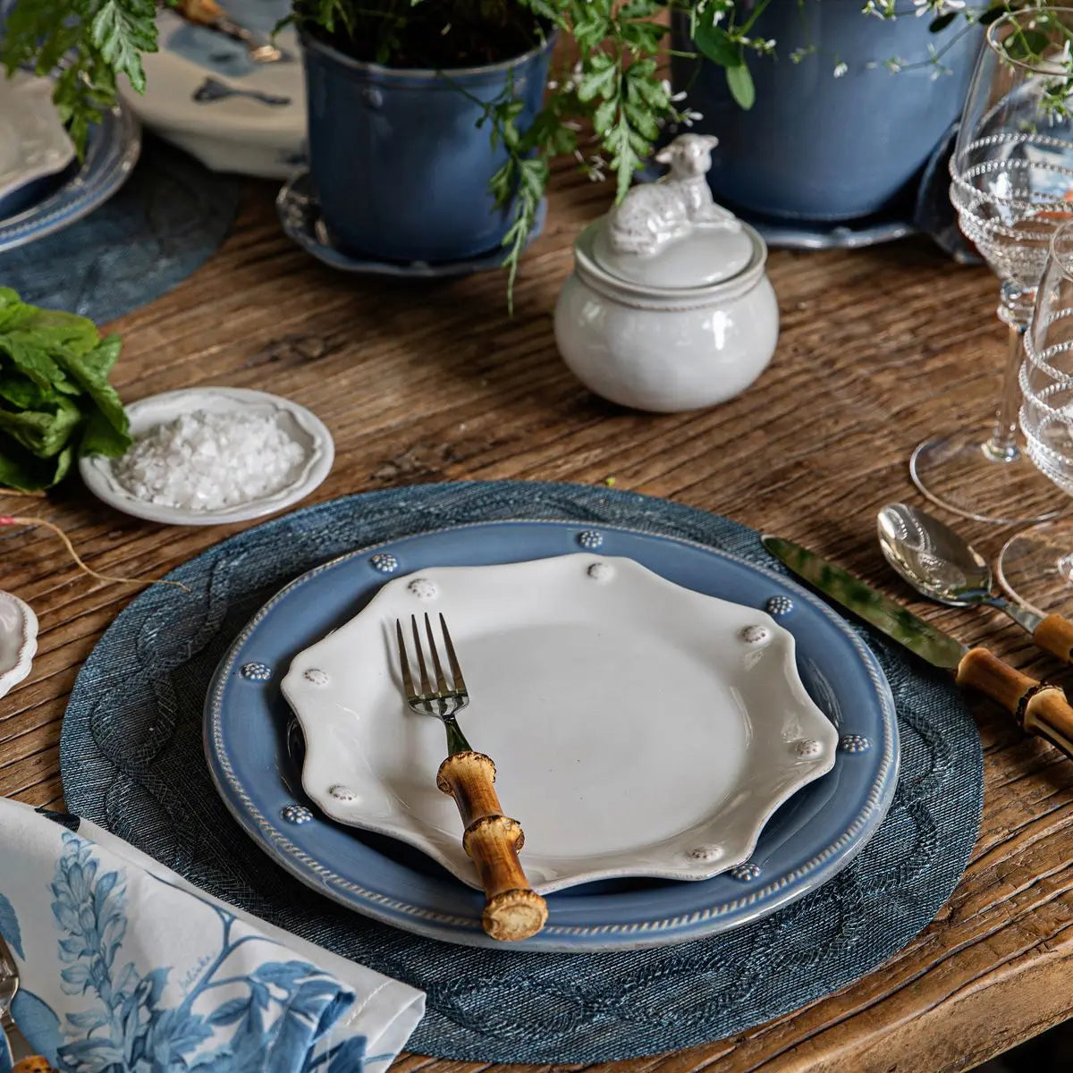Berry & Thread Chambray Four Piece Place Setting