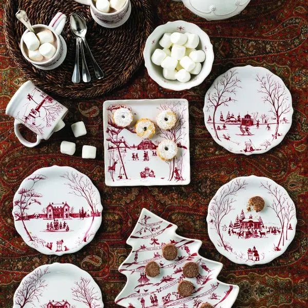 Country Estate Winter Frolic Ruby Dinner Plate Christmas Eve 