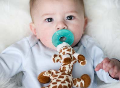 WubbaNub Baby Giraffe