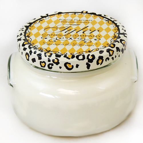 Diva 11 oz Candle