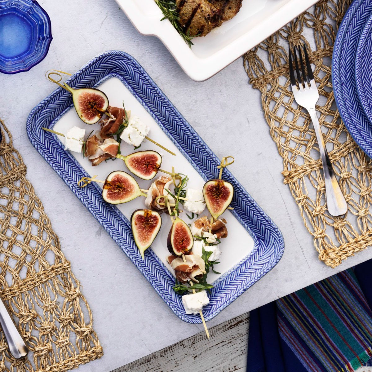 Le Panier White & Delft Blue Hostess Tray